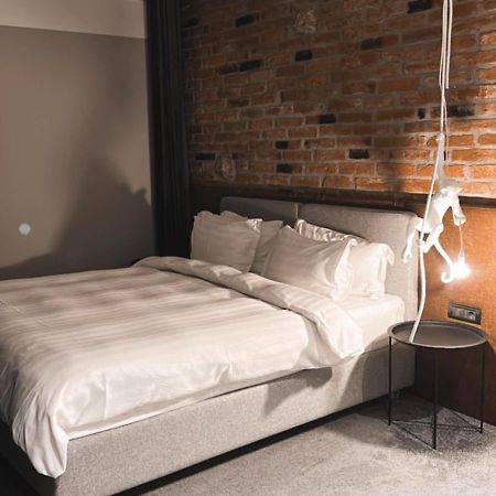 Nani Nani Boutique Hotel Brasov Bagian luar foto