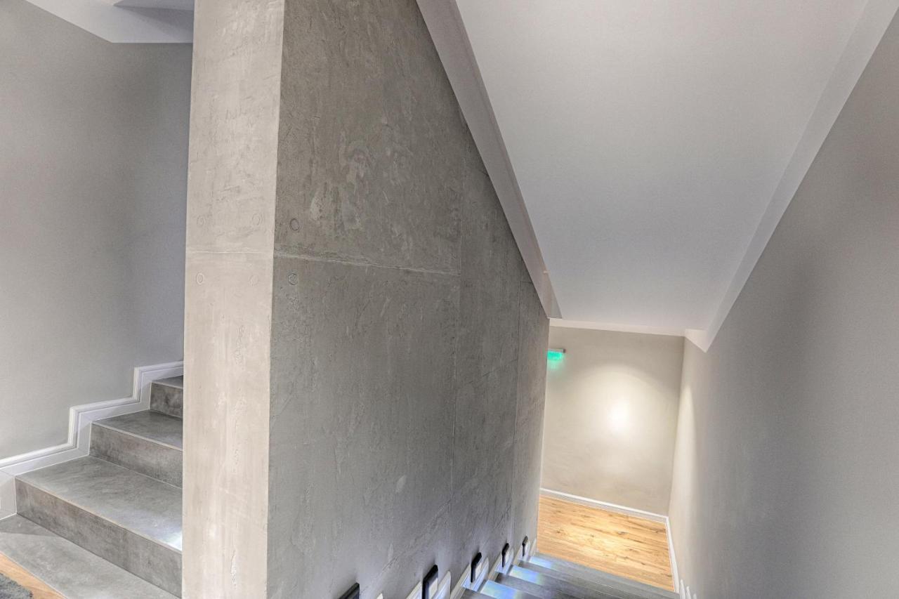 Nani Nani Boutique Hotel Brasov Bagian luar foto