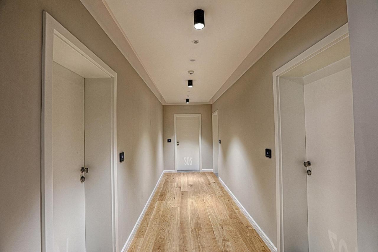Nani Nani Boutique Hotel Brasov Bagian luar foto