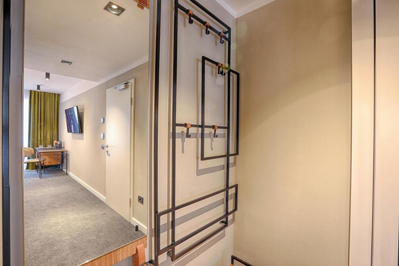 Nani Nani Boutique Hotel Brasov Bagian luar foto