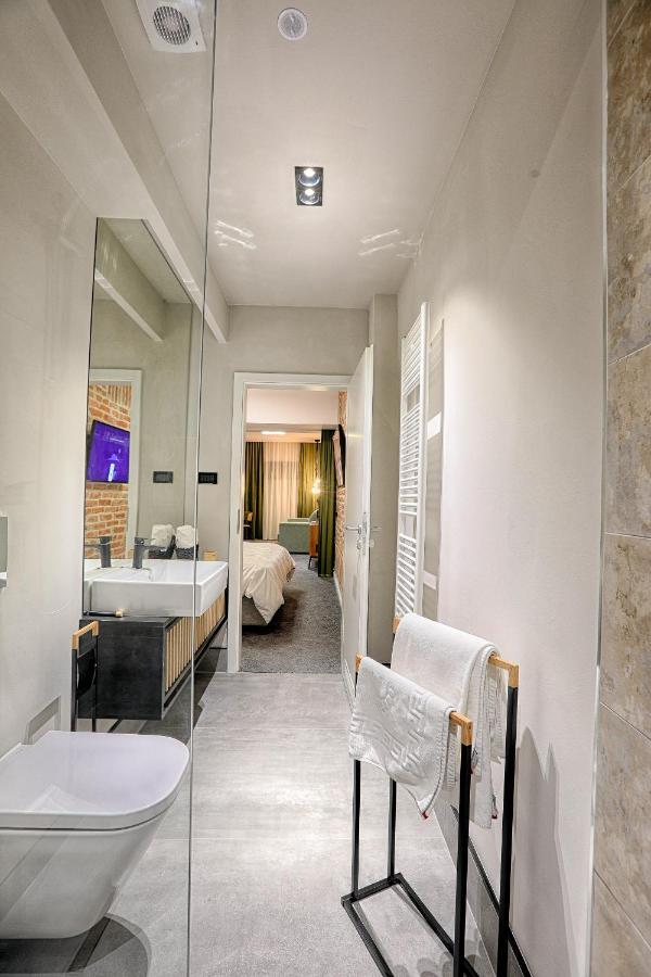 Nani Nani Boutique Hotel Brasov Bagian luar foto