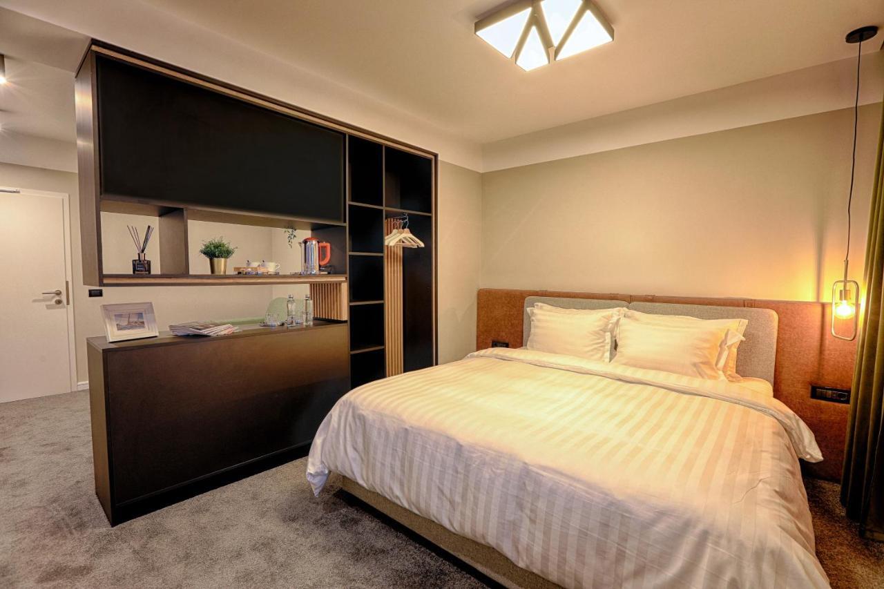 Nani Nani Boutique Hotel Brasov Bagian luar foto