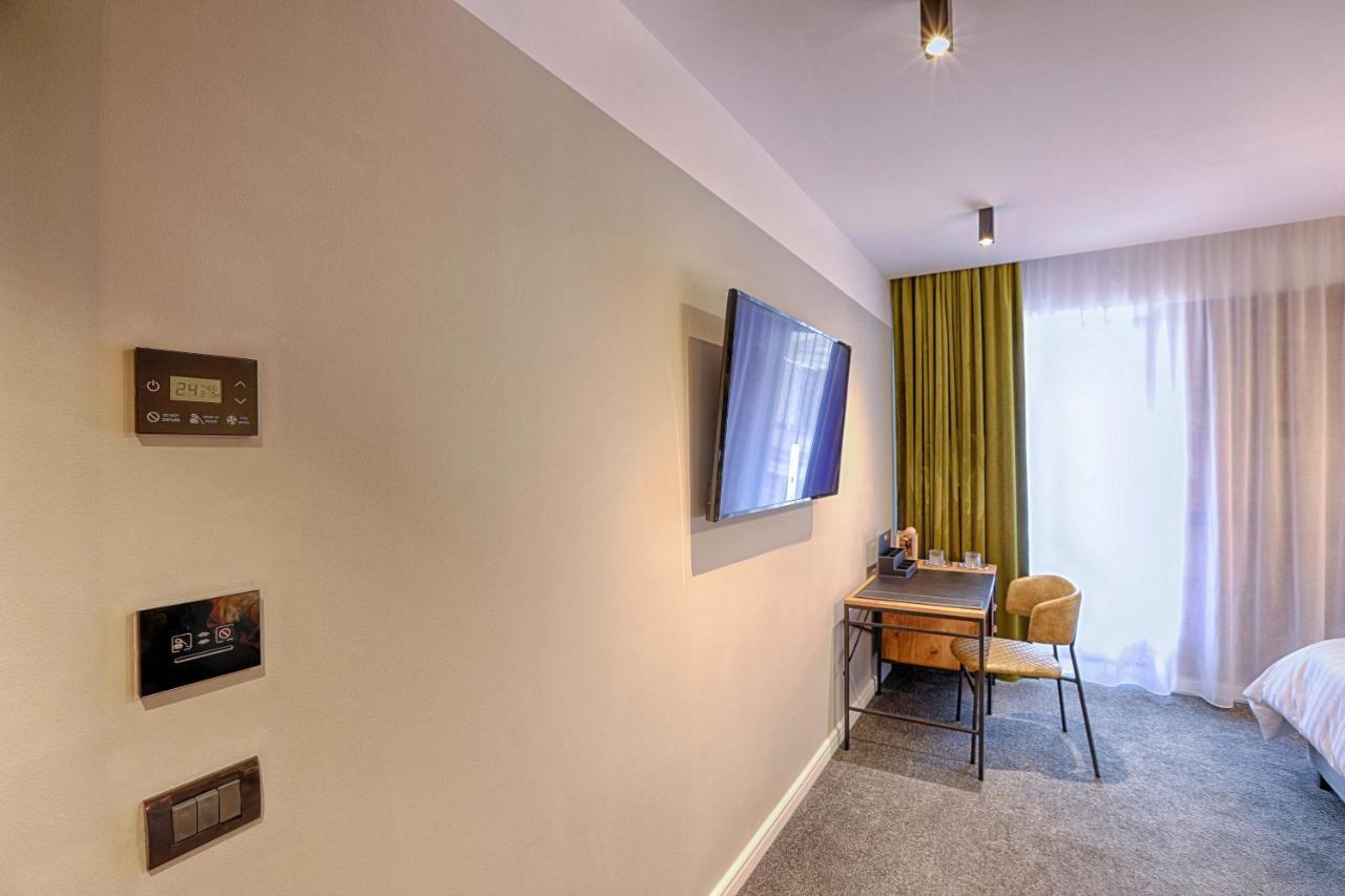 Nani Nani Boutique Hotel Brasov Bagian luar foto