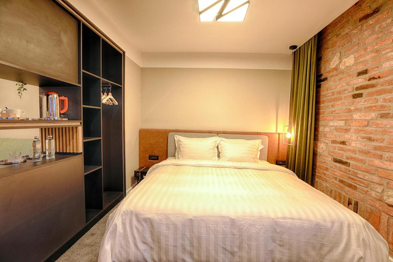 Nani Nani Boutique Hotel Brasov Bagian luar foto