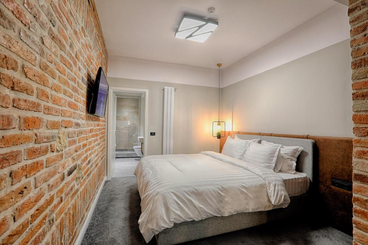 Nani Nani Boutique Hotel Brasov Bagian luar foto