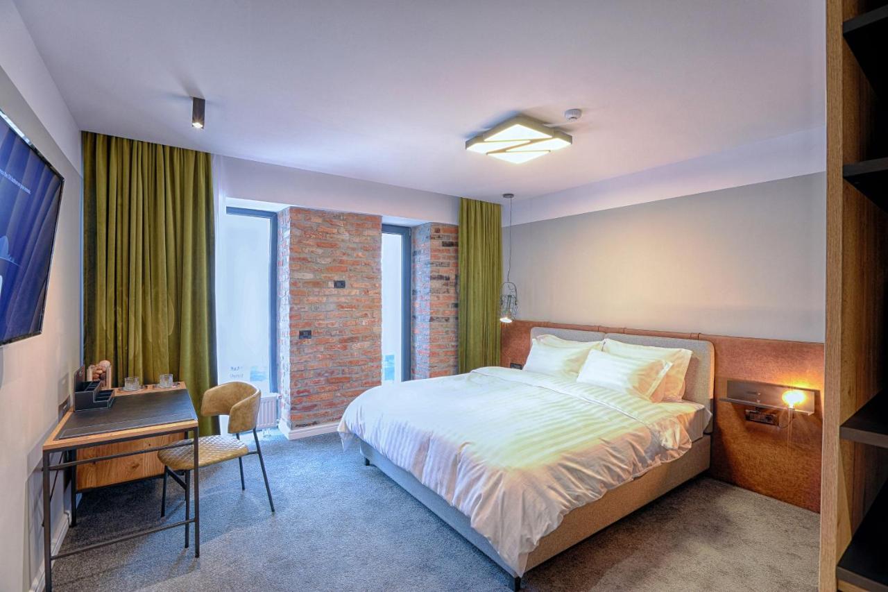 Nani Nani Boutique Hotel Brasov Bagian luar foto