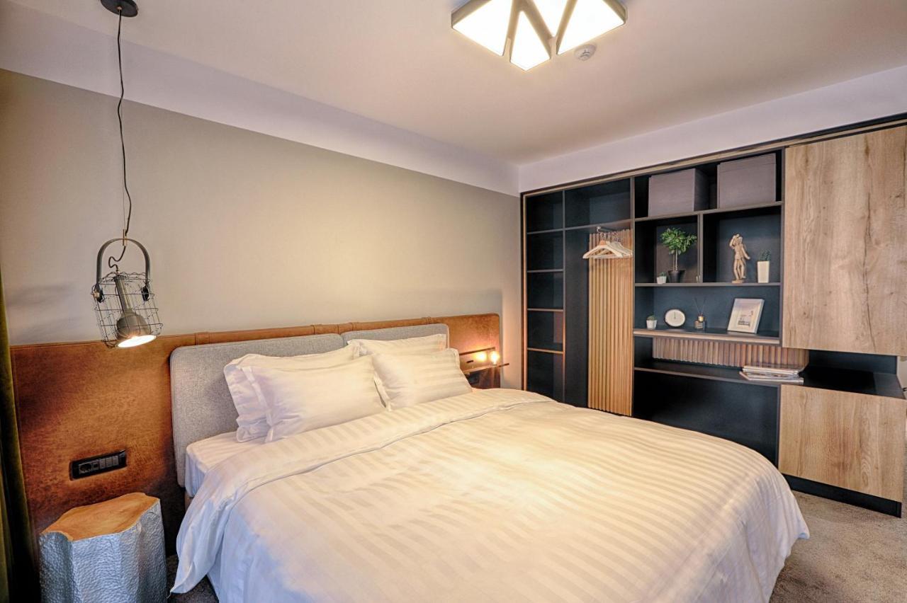 Nani Nani Boutique Hotel Brasov Bagian luar foto